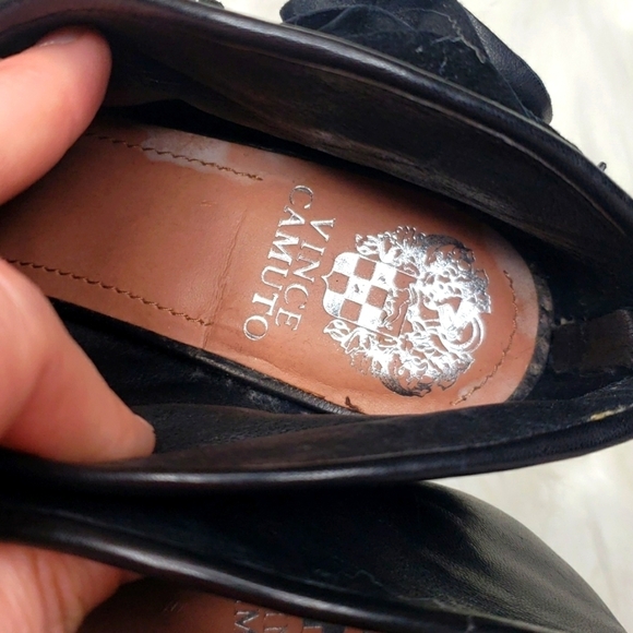 Vince Camuto Alta Black Leather Heels Size 6.5 Rosette Details Peep Toe - Picture 10 of 13